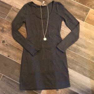 Grey fitted dress